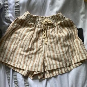 Forever 21 Women’s Woven Shorts Rust/Multicolor